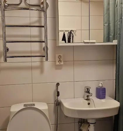 Keskustan Kaksio, Ilmainen Autopaikka. *