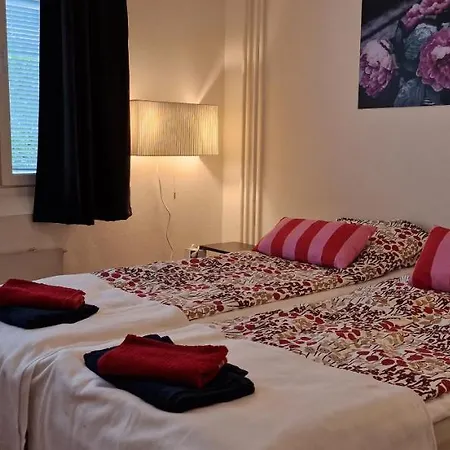 Keskustan Kaksio, Ilmainen Autopaikka. Apartamento